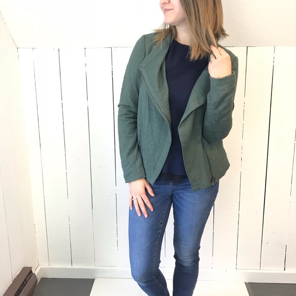 •Vince frise asymmetrical textured jacket NWT• Size S - Picture 3 of 9